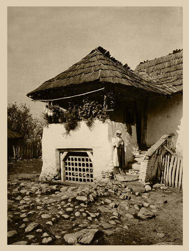 Casa-taraneasca-1932-judetul-Valcea-Photo-Historia