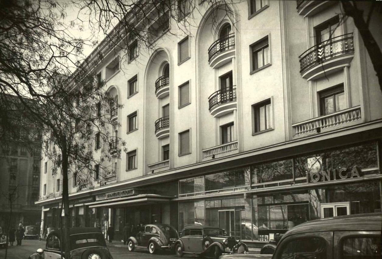 old-bucharest-romania-bucuresti-interbelic-universitate